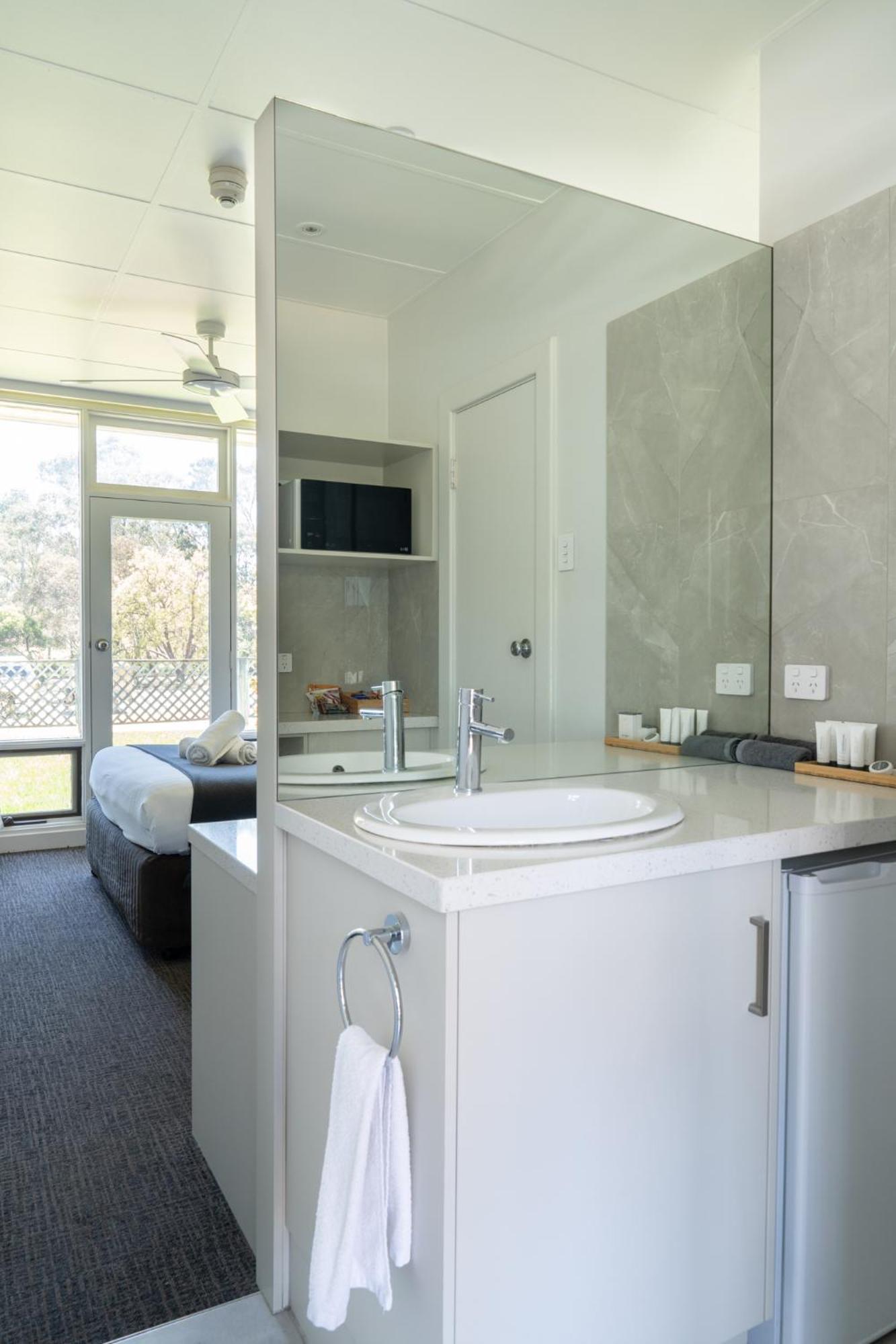 Naracoorte Hotel Motel מראה חיצוני תמונה